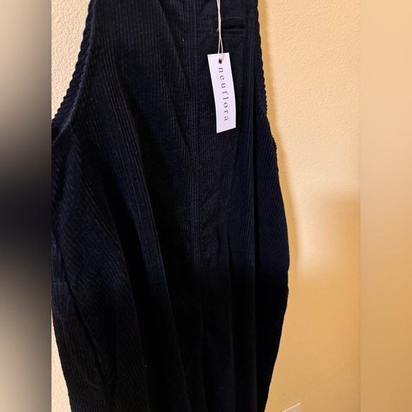NWT Neuflora Olivia black corduroy dress - Picture 3 of 5